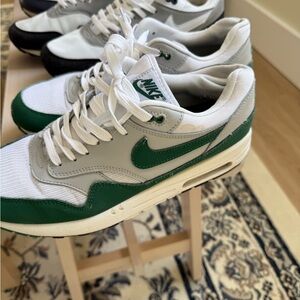 3 pairs air max sz 11